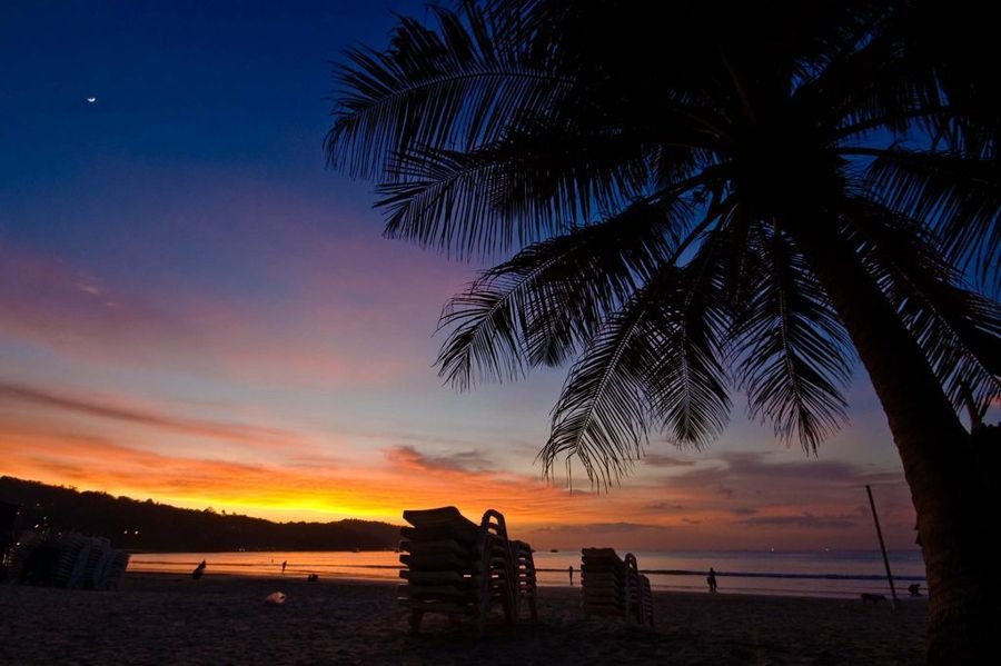 Kee Sky Lounge, rooftop bar in Phuket – photo of the surroundings