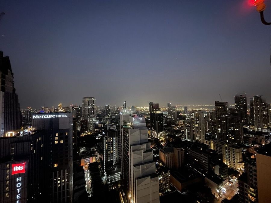 Madura Rooftop Bangkok, rooftop bar in Bangkok – photo of the skyline